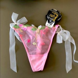 NEW beautiful floral embroidered thong with TAGS